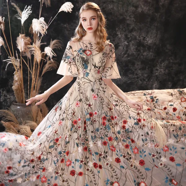 Flower Fairy Champagne Evening Dresses  2020 A-Line / Princess Scoop Neck Bell sleeves Flower Embroidered Sweep Train Ruffle Backless Formal Dresses