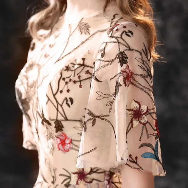Flower Fairy Champagne Evening Dresses  2020 A-Line / Princess Scoop Neck Bell sleeves Flower Embroidered Sweep Train Ruffle Backless Formal Dresses