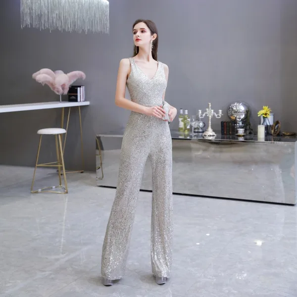Sparkly Sølv Paljetter Jumpsuit  2020 V-Hals Uten Ermer Lange Ryggløse Formelle Kjoler