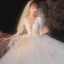 Illusion Champagne La Mariée Robe De Mariée 2020 Robe Boule Transparentes Col v profond Manches Longues Dos Nu Appliques En Dentelle Perlage Noeud Ceinture Glitter Tulle Cathedral Train Volants