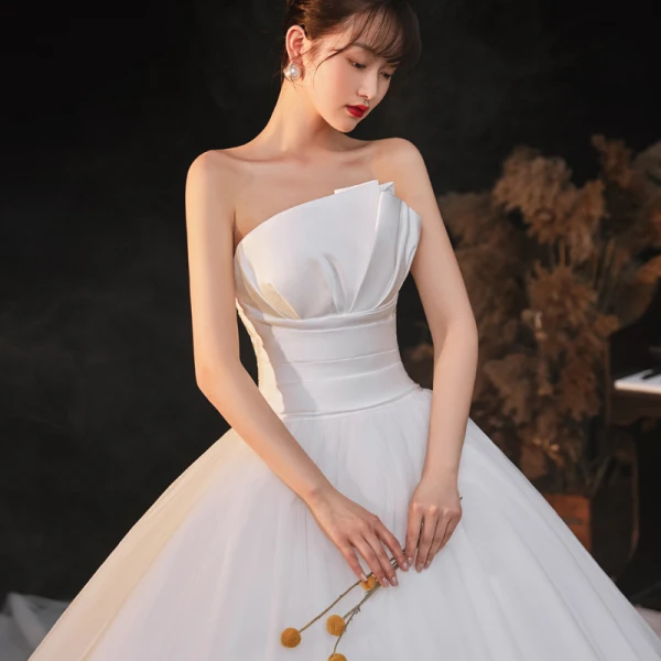 Modest / Simple Ivory Bridal Wedding Dresses 2020 Empire Strapless Sleeveless Backless Cathedral Train Ruffle