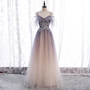 Fine Purple Gradient Farge Champagne Ballkjoler 2020 Prinsesse Spaghettistropper Korte Ermer Appliques Beading Glitter Tyll Lange Buste Ryggløse Formelle Kjoler