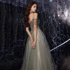 Elegantes Glitter Plata Vestidos de gala 2020 A-Line / Princess Spaghetti Straps Manga Corta Rebordear Largos Ruffle Sin Espalda Vestidos Formales
