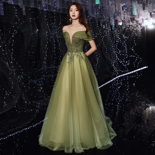 Schöne Lindgrün Abendkleider 2020 A Linie Off Shoulder Kurze Ärmel Pailletten Perlenstickerei Glanz Tülle Sweep / Pinsel Zug Rüschen Rückenfreies Festliche Kleider