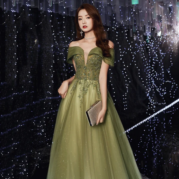 Schöne Lindgrün Abendkleider 2020 A Linie Off Shoulder Kurze Ärmel Pailletten Perlenstickerei Glanz Tülle Sweep / Pinsel Zug Rüschen Rückenfreies Festliche Kleider
