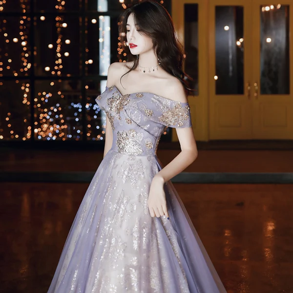 Charmant Violet Robe De Bal 2020 Princesse De l'épaule Manches Courtes Appliques Paillettes Train De Balayage Volants Dos Nu Robe De Ceremonie