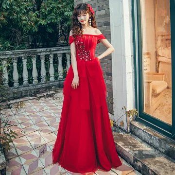 Hermoso Rojo Vestidos De Gala 2020 A Line Princess Fuera Del Hombro Manga Corta Apliques Con Encaje Largos Ruffle Sin Espalda Vestidos Formales