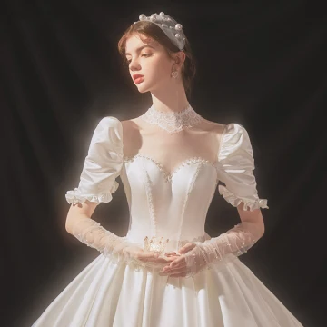 Luxe Ivoire Satin La Mariée Robe De Mariée 2020 Robe Boule Transparentes Col Haut Gonflée Manches Courtes Dos Nu Appliques En Dentelle Perlage Cathedral Train Volants