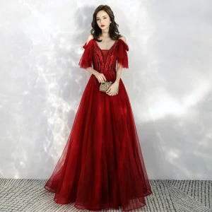 Chic Belle Bordeaux Robe De Bal 2020 Princesse Bretelles Spaghetti Col V Profond Manches Courtes Appliques En Dentelle Perlage Longue Volants Dos Nu Robe De Ceremonie