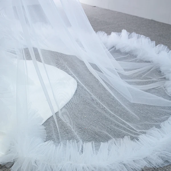 High End Weiß Satin Hochzeits Brautkleider / Hochzeitskleider 2020 Meerjungfrau Durchsichtige Rundhalsausschnitt Ärmellos Rückenfreies Watteau-falte