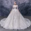 Style Victorien Champagne La Mariée Robe De Mariée 2020 Robe Boule Transparentes Encolure Carrée Gonflée 3/4 Manches Dos Nu Appliques Paillettes Perlage Cathedral Train Volants