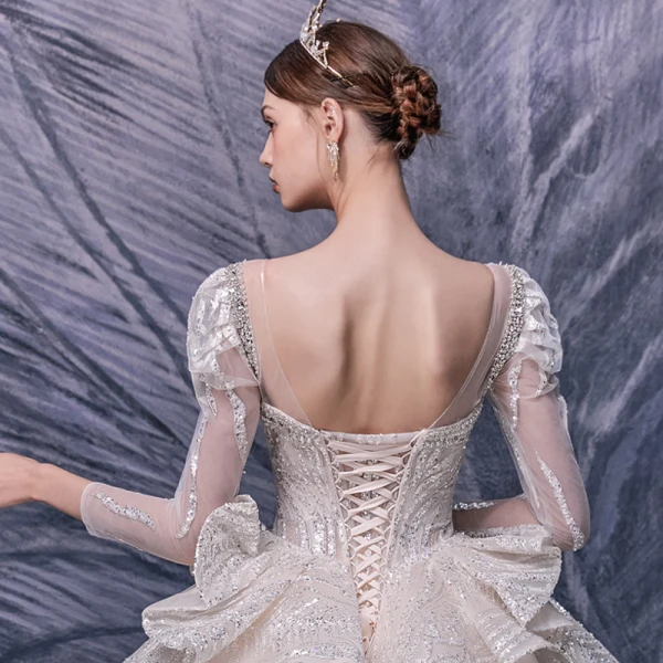 Style Victorien Champagne La Mariée Robe De Mariée 2020 Robe Boule Transparentes Encolure Carrée Gonflée 3/4 Manches Dos Nu Appliques Paillettes Perlage Cathedral Train Volants