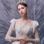 Vintage / Originale Champagne La Mariée Robe De Mariée 2020 Robe Boule Encolure Carrée Gonflée Détachable 3/4 Manches Dos Nu Fait main Perlage Cathedral Train Volants