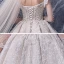 Vintage / Originale Champagne La Mariée Robe De Mariée 2020 Robe Boule Encolure Carrée Gonflée Détachable 3/4 Manches Dos Nu Fait main Perlage Cathedral Train Volants