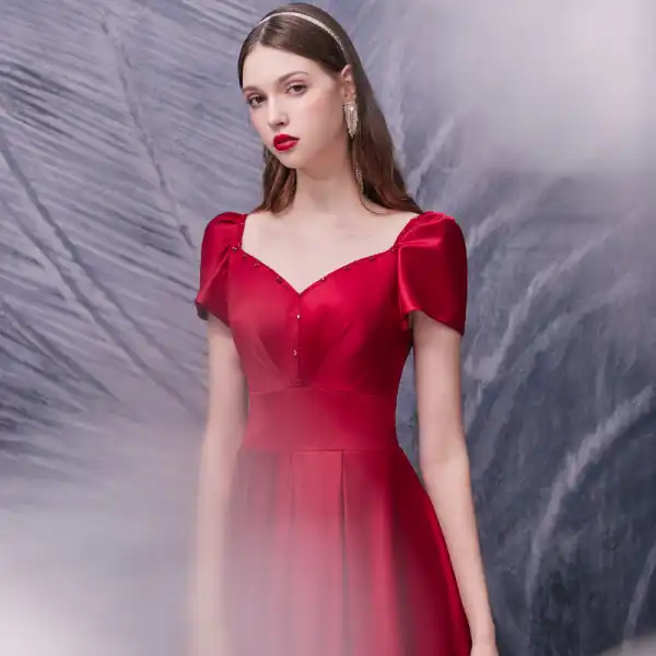 Vintage / Originale Rouge Satin Dansant Robe De Bal 2020 Princesse ...