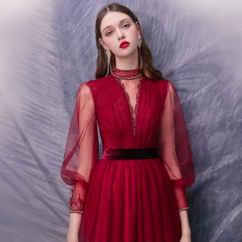 Vintage Originale Rouge Dansant Robe De Bal 2020 Princesse Transparentes Col Haut Gonflée 3 4 Manches Ceinture Perlage Longue Volants Dos Nu Robe De Ceremonie