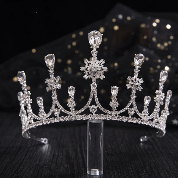 Fashion Bridal Hair Accessories 2020 Alloy Rhinestone Tiara Wedding Accessories