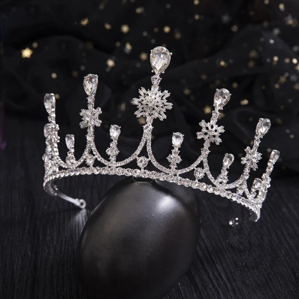 Fashion Bridal Hair Accessories 2020 Alloy Rhinestone Tiara Wedding Accessories