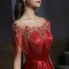 Wysokiej Klasy Burgund Przezroczyste Satyna Sukienki Wieczorowe 2020 Princessa Wycięciem Bez Rękawów Frezowanie Rhinestone Długie Wzburzyć Bez Pleców Sukienki Wizytowe