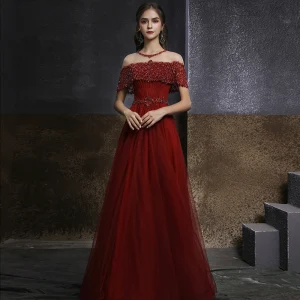 Élégant Bordeaux Transparentes Robe De Soirée 2020 Princesse Col Haut Manches Courtes Perlage Paillettes Longue Volants Robe De Ceremonie