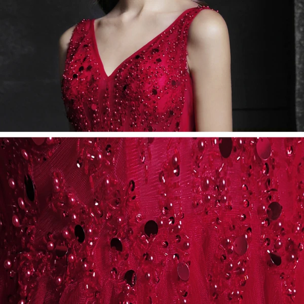 Élégant Bordeaux Robe De Soirée 2020 Empire V-Cou Sans Manches Perlage Paillettes Longue Volants Dos Nu Robe De Ceremonie