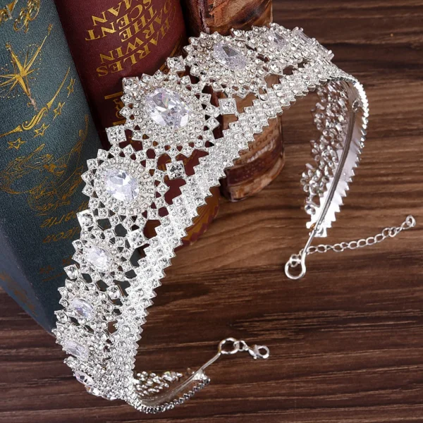 Klassisk Sølv Tiara Har Tilbehor 2020 Legering Zirkon Rhinestone Bryllup Tilbehør