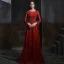 Meilleur Bordeaux Transparentes Robe De Soirée 2020 Princesse Encolure Dégagée Manches Longues Ceinture Plumes Perlage Paillettes Train De Balayage Volants Dos Nu Robe De Ceremonie