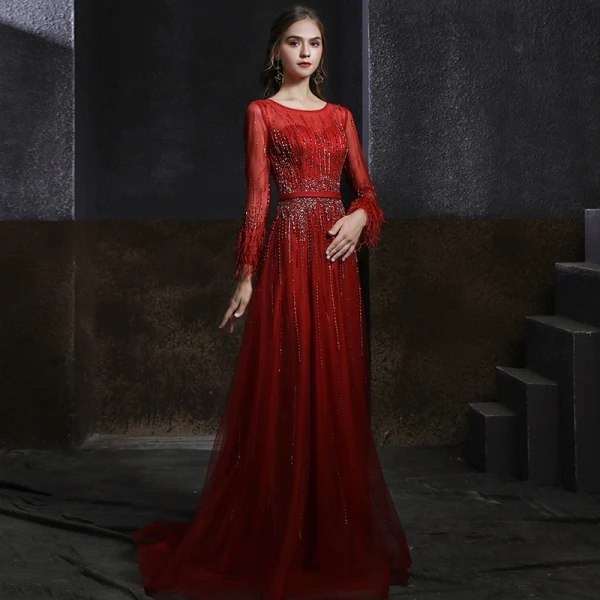 Meilleur Bordeaux Transparentes Robe De Soirée 2020 Princesse Encolure Dégagée Manches Longues Ceinture Plumes Perlage Paillettes Train De Balayage Volants Dos Nu Robe De Ceremonie