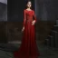 Meilleur Bordeaux Transparentes Robe De Soirée 2020 Princesse Encolure Dégagée Manches Longues Ceinture Plumes Perlage Paillettes Train De Balayage Volants Dos Nu Robe De Ceremonie