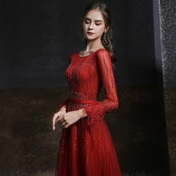 Meilleur Bordeaux Transparentes Robe De Soirée 2020 Princesse Encolure Dégagée Manches Longues Ceinture Plumes Perlage Paillettes Train De Balayage Volants Dos Nu Robe De Ceremonie