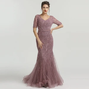 High End Purple Organza Gjennomsiktig Selskapskjoler 2020 Trompet Havfrue V Hals Korte Ermer Håndlaget Beading Fjær Feie Tog Buste Formelle Kjoler