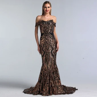 Scintillantes Noire Doré Paillettes Robe De Soirée 2020 Trompette Sirène De L 039 Épaule Manches Courtes Train De Balayage Volants Dos Nu Robe De Ceremonie