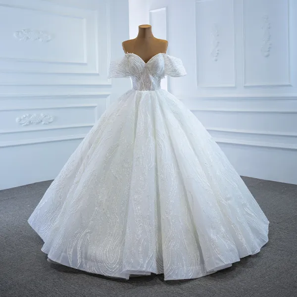 Luxury / Gorgeous White Bridal Wedding Dresses 2020 Ball Gown Off-The-Shoulder Short Sleeve Backless Appliques Lace Beading Sequins Floor-Length / Long Ruffle