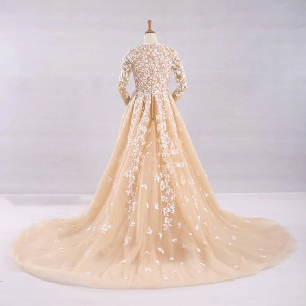 Elegant Champagne Wedding Dresses 2017 A-Line / Princess V-Neck Long Sleeve Appliques Lace Ruffle Tulle Chapel Train