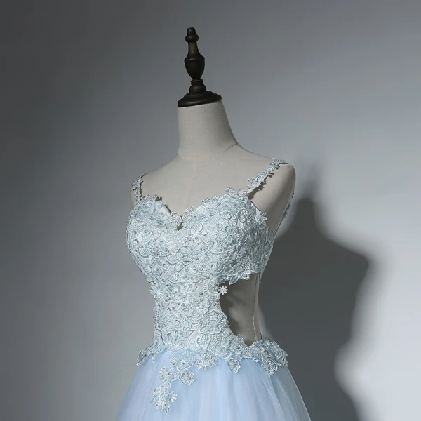 Snygga / Fina Himmelsblå Aftonklänningar 2017 Prinsessa Spets V-Hals Appliqués Halterneck Broderade Afton Balklänningar