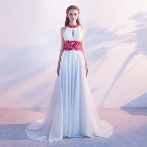Élégant Blanche Robe De Soirée 2017 Princesse Sans Manches Encolure Dégagée Fleur En Dentelle Ceinture Volants Chiffon Robe De Ceremonie Tribunal Train