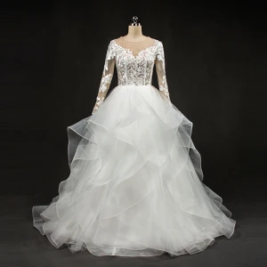 Étourdissant Blanche Robe De Mariée 2017 Encolure Dégagée Manches Longues Dos Nu Percé En Dentelle Plissée Organza Longue Robe Boule