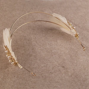 Moderne Mode Doré Bijoux Mariage 2017 Métal Perlage Plumes Percé Accessoire Cheveux Mariage Promo Accessorize