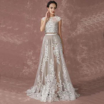 Romantique Plage Champagne Robe De Mariée 2017 Princesse Manches Courtes Encolure Dégagée Appliques En Dentelle Train De Balayage