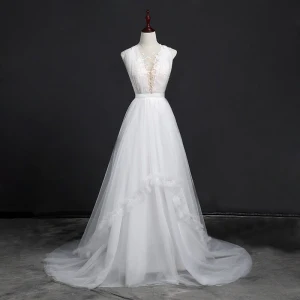 Élégant Blanche Plage Transparentes Robe De Mariée 2018 Princesse Encolure Dégagée Sans Manches Dos Nu Perle Bouton Recouvert Appliques En Dentelle Ceinture Volants Tribunal Train
