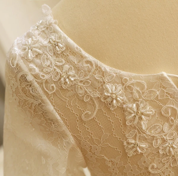 Snygga / Fina Elfenben Extra Stor Storlek Bröllopsklänningar 2018 Prinsessa Tyll U-Hals Snörning Beading Appliqués Halterneck Bröllop