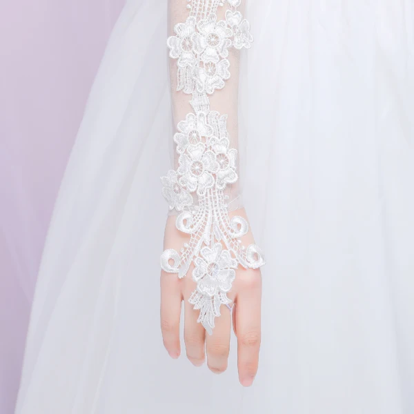 Chic / Belle Ivoire Mariage 2018 Tulle Lacer Fleur Appliques Bijoux Mariage