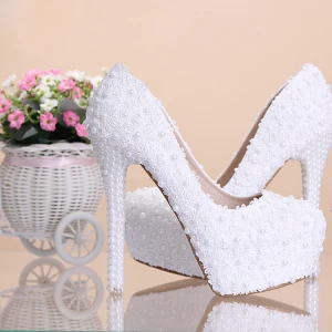Hermoso 2017 12 Cm Blanco Casual Pu Apliques Perla High Heels Stilettos Tacones De Aguja Tacones Zapatos De Novia