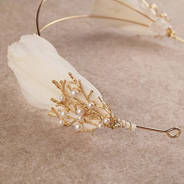 Modern / Fashion Gold Bridal Jewelry 2017 Metal Beading Feather Pierced Headpieces Wedding Prom Accessories