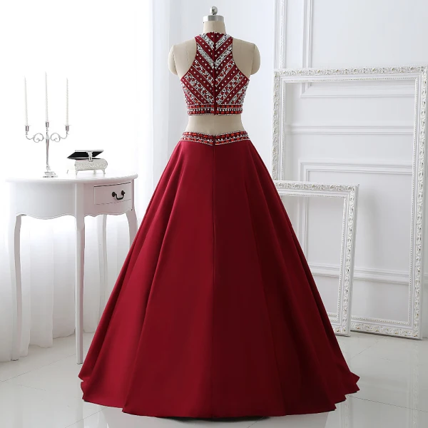 Glittrande 2 Bit Burgundy Balklänningar 2017 Prinsessa Urringning Ärmlös Beading Kristall Rhinestone Långa Satin Formella Klänningar