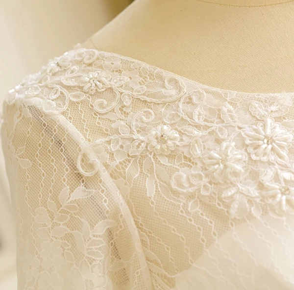 Snygga / Fina Elfenben Extra Stor Storlek Bröllopsklänningar 2018 Prinsessa Tyll U-Hals Snörning Beading Appliqués Halterneck Bröllop