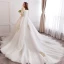 Glamourös Weiß Hochzeit Applikationen Rückenfreies Perlenstickerei Stickerei Spitze Tülle Bandeau Ballkleid Kapelle-Schleppe Übergröße Brautkleider / Hochzeitskleider 2019