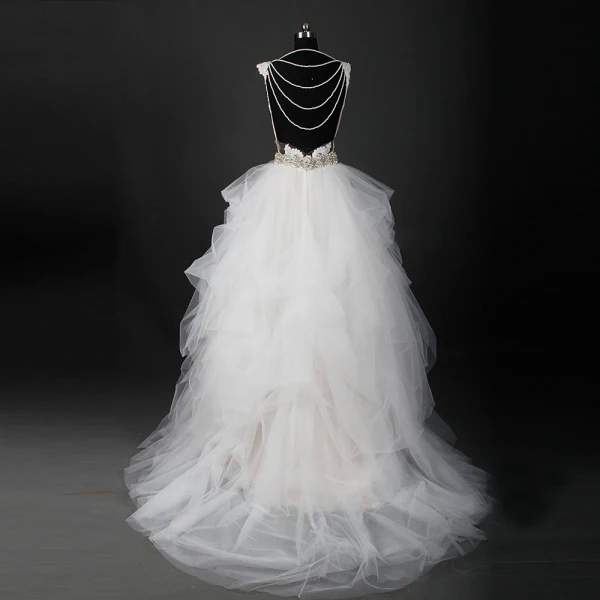 Stunning Champagne Wedding Dresses 2017 Ball Gown Outdoor / Garden Sleeveless Appliques Lace Tulle Beading Pearl Backless Court Train