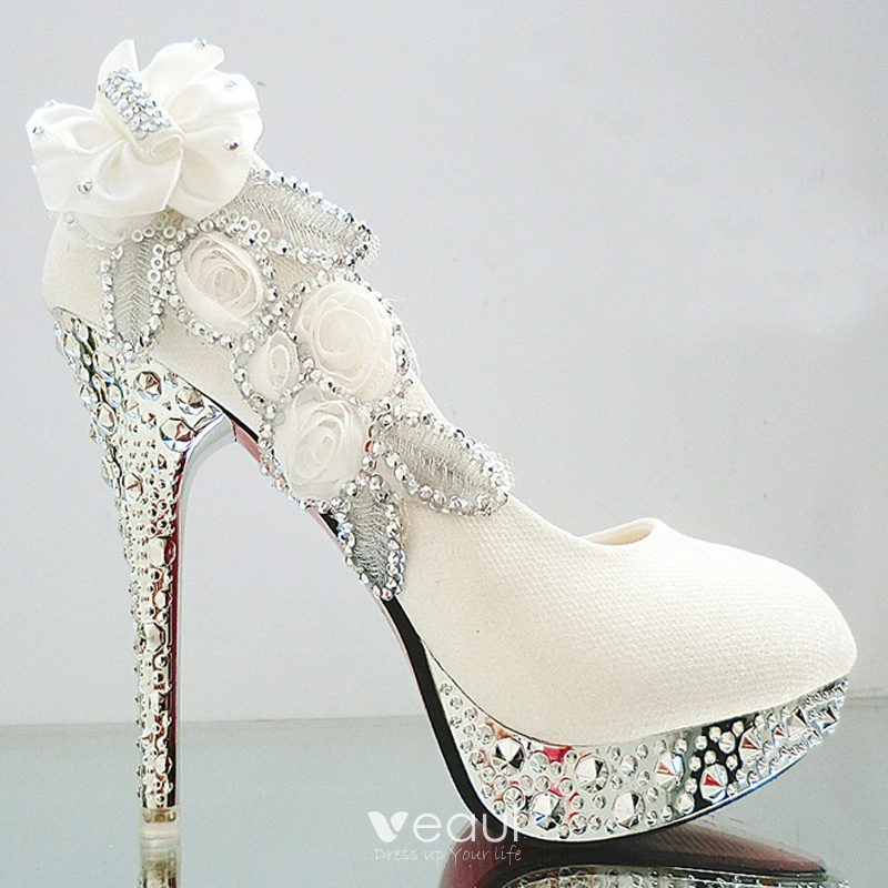 Indian Bridal Wedding Shoes | Womens shoes high heels, Bridal shoes, Red  high heel shoes