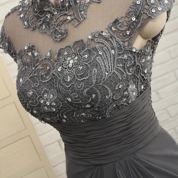 Luxus Grå Havfrue Kjoler Til Brudens Mor 2019 Blonde Organza Håndlavet Halterneck Beading Høj Hals Applikationsbroderi Pailletter Kirke Feje tog Kjoler Til Bryllup